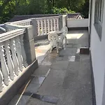 In Вилла