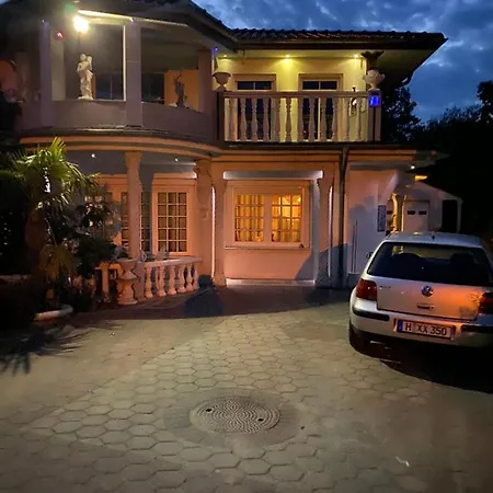 Villa In