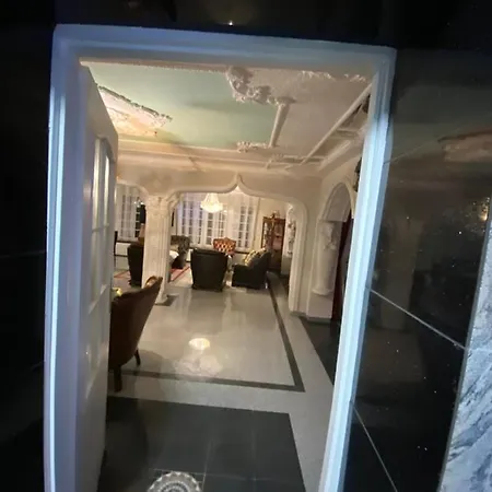 Villa In
