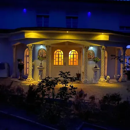 Villa In